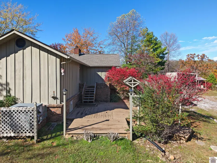 92 Timmons Lane, Gilbertsville, KY 42044 - #2