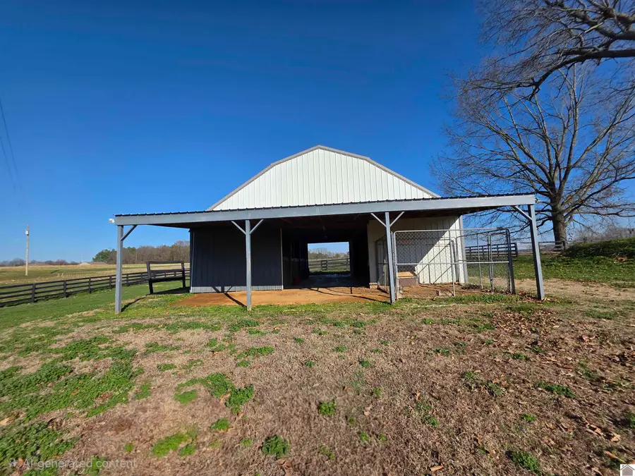 1498 Coopertown Rd, Murray, KY 42071 - #2