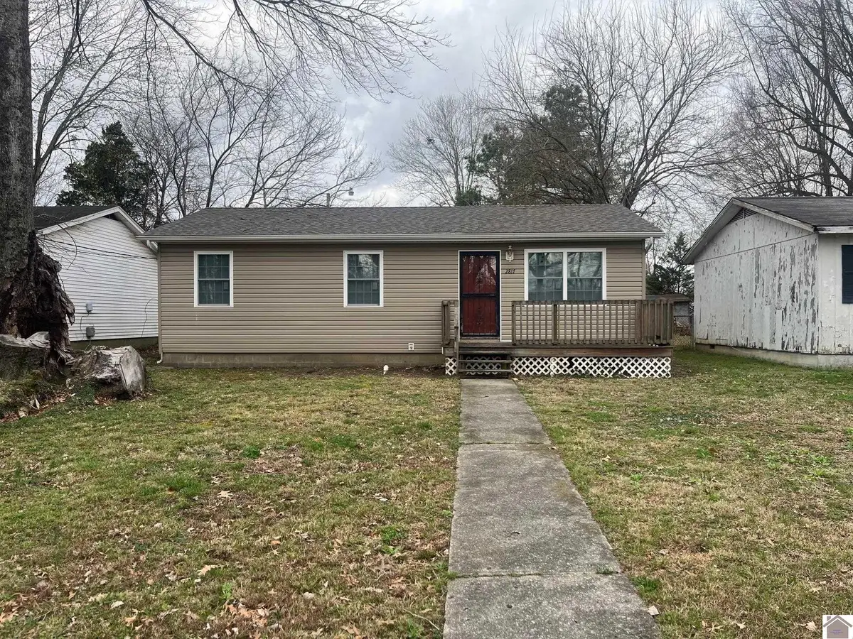 2817 Bradley St, Paducah, KY 42003 - #1