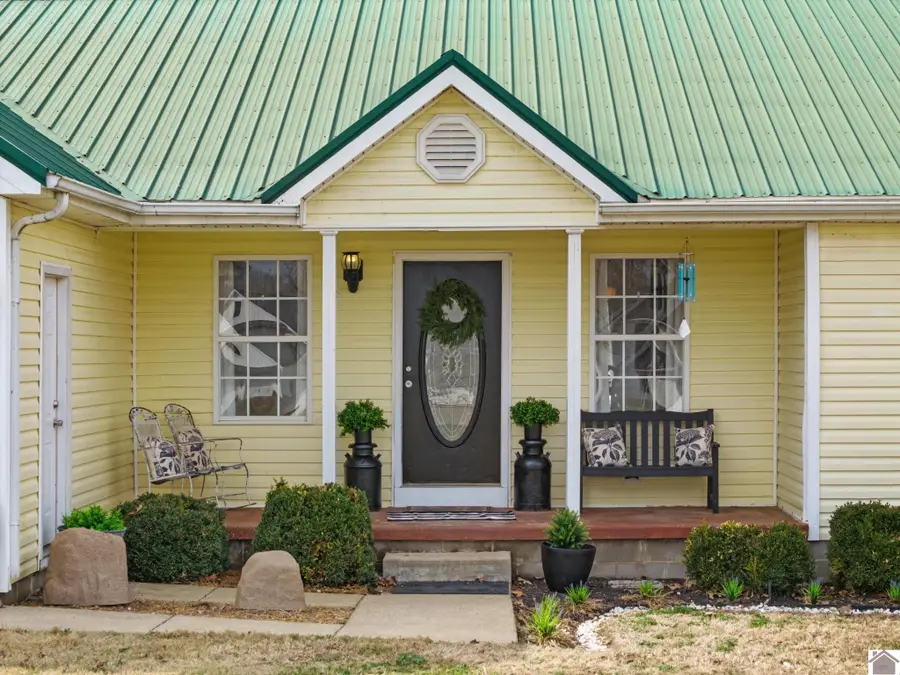 22 Lesley Lane, Eddyville, KY 42038 - #2