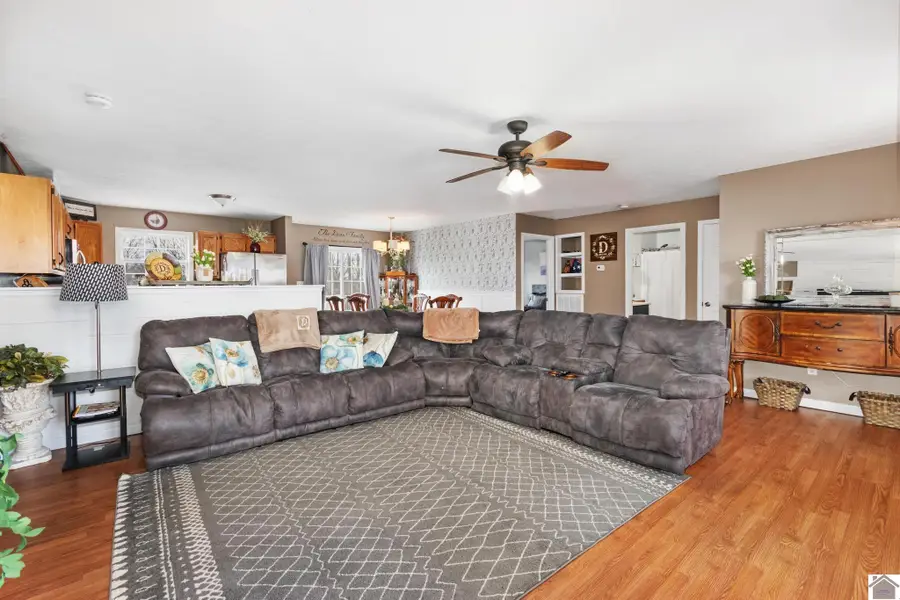 22 Lesley Lane, Eddyville, KY 42038 - #3