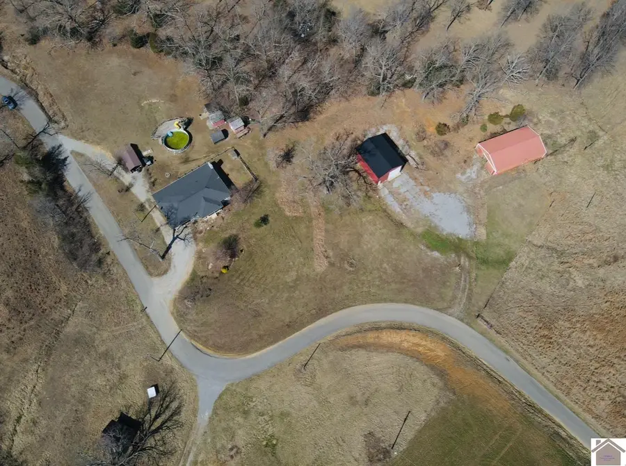 1187 Ray Rd, Princeton, KY 42445 - #2