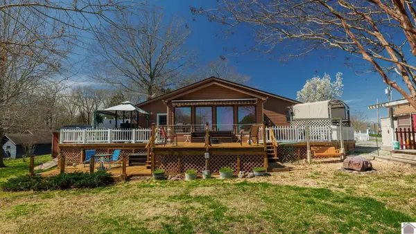 100 Cemetery Hill Lane, Benton, KY 42025