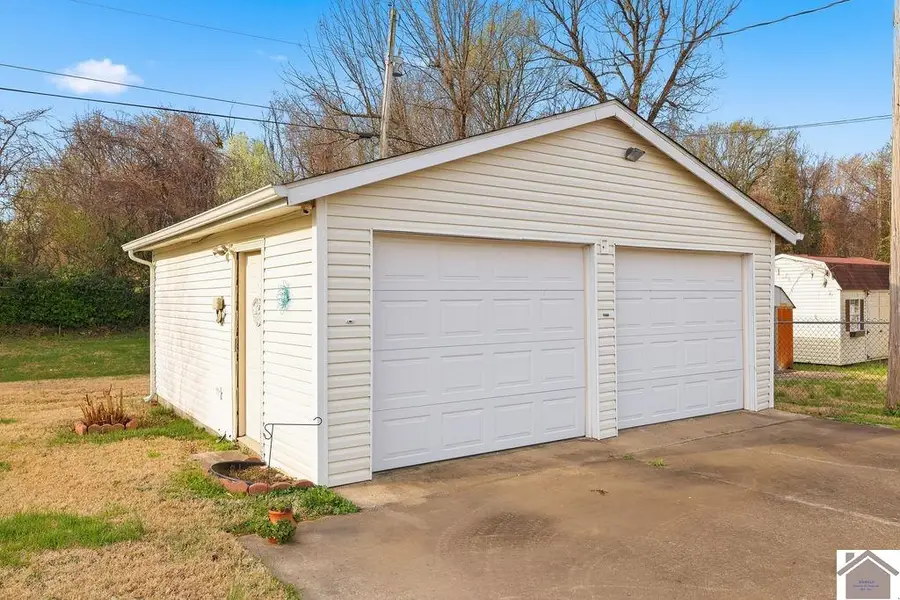 219 Seminole Drive, Paducah, KY 42001 - #3