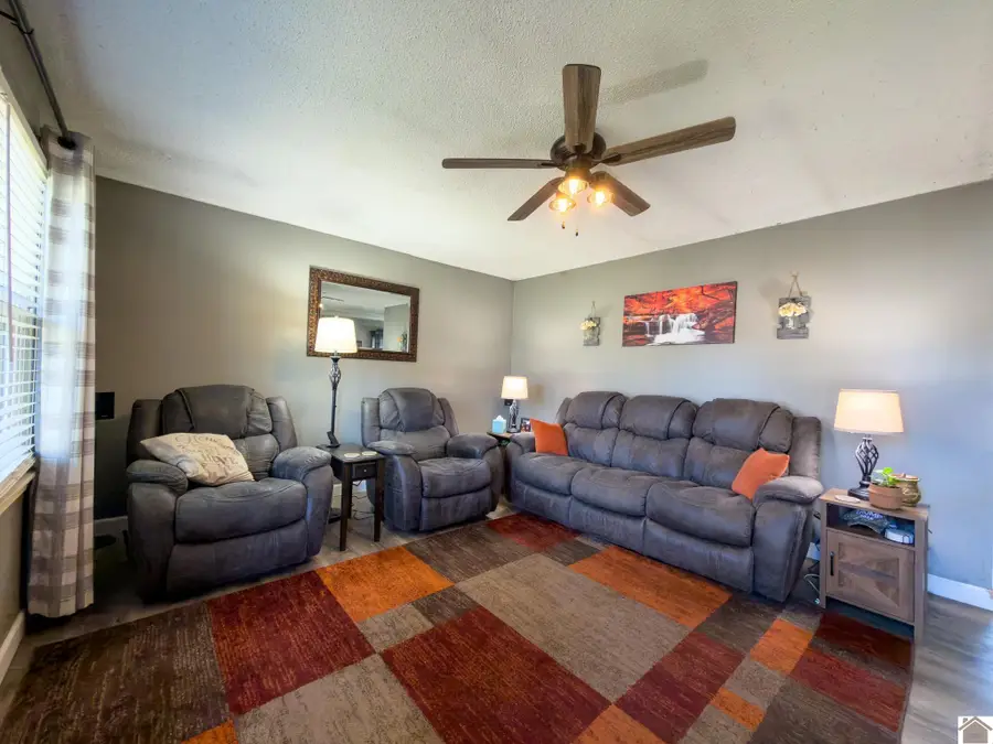 73 Whispering Oaks Loop, Mayfield, KY 42066 - #3