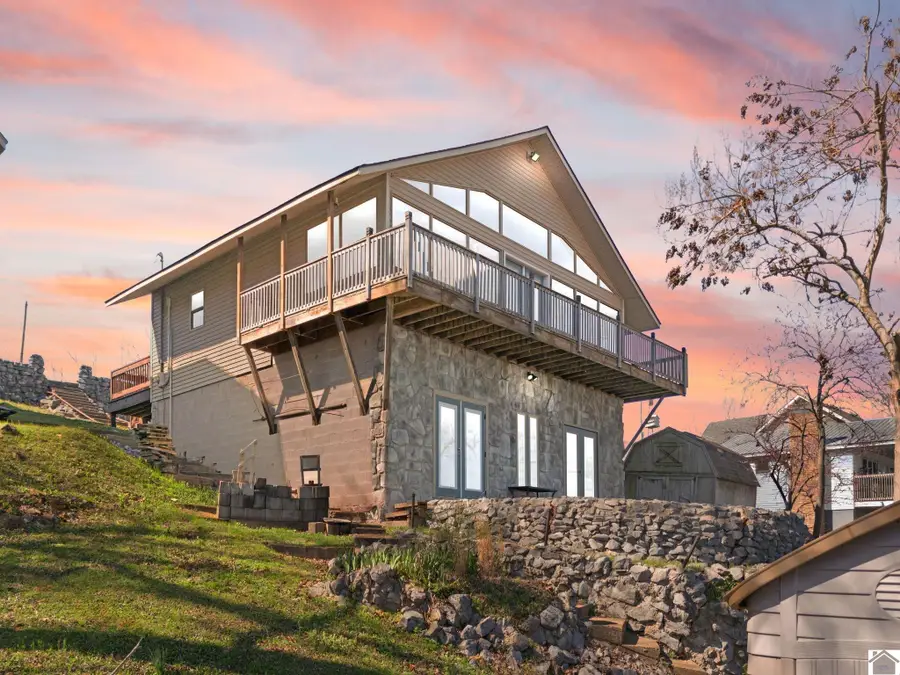 62 Lakeshore Dr, New Concord, KY 42076 - #2