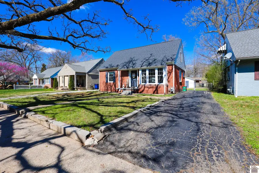 2557 Clay Street, Paducah, KY 42001 - #2