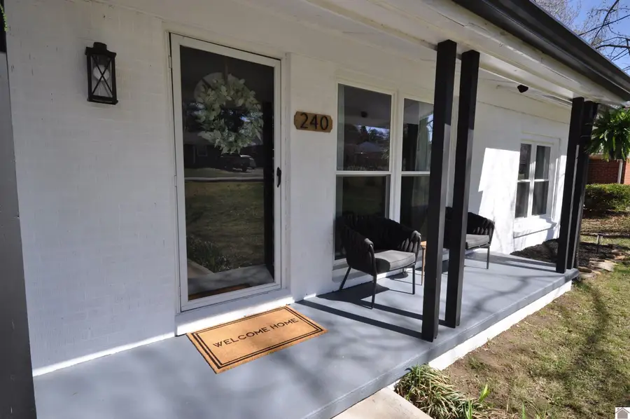 240 Longview Dr, Paducah, KY 42001 - #2
