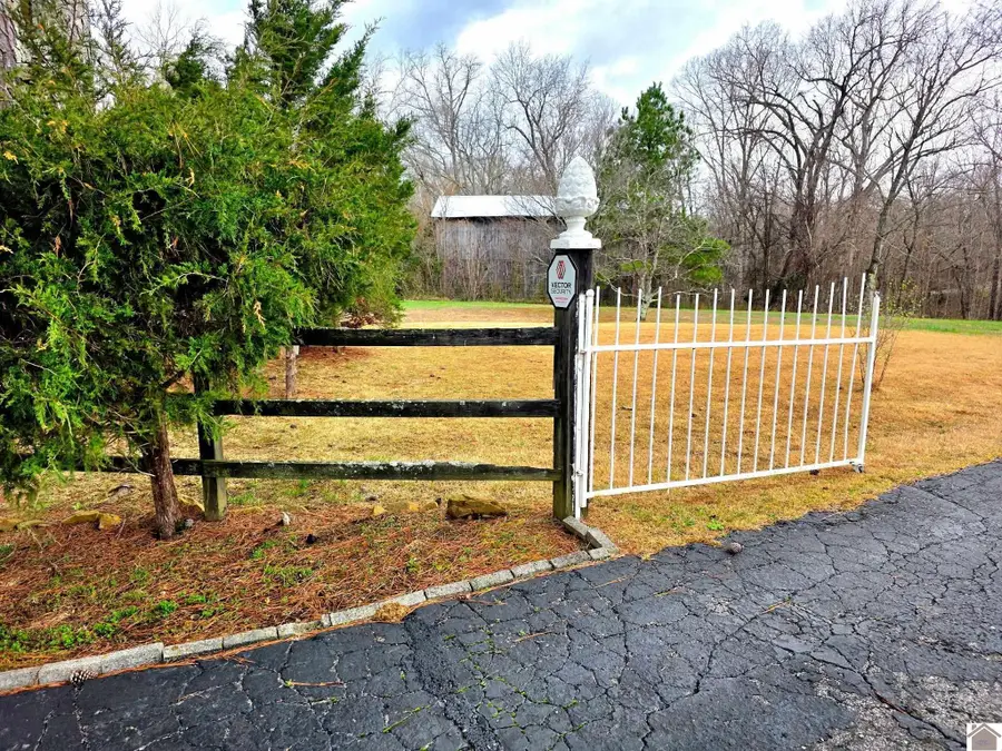 2540 Mt Zoar Road, Hopkinsville, KY 42240 - #3