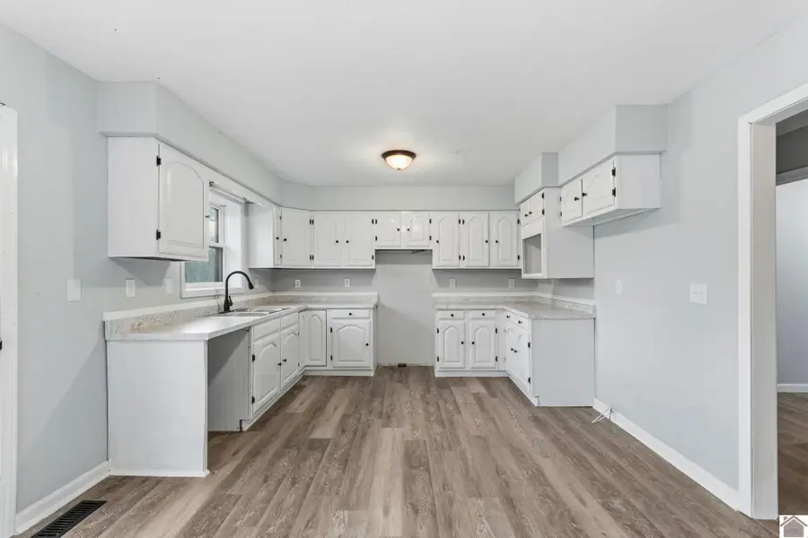 2510 Lov Flo Sta E Rd, Boaz, KY 42027 - #3