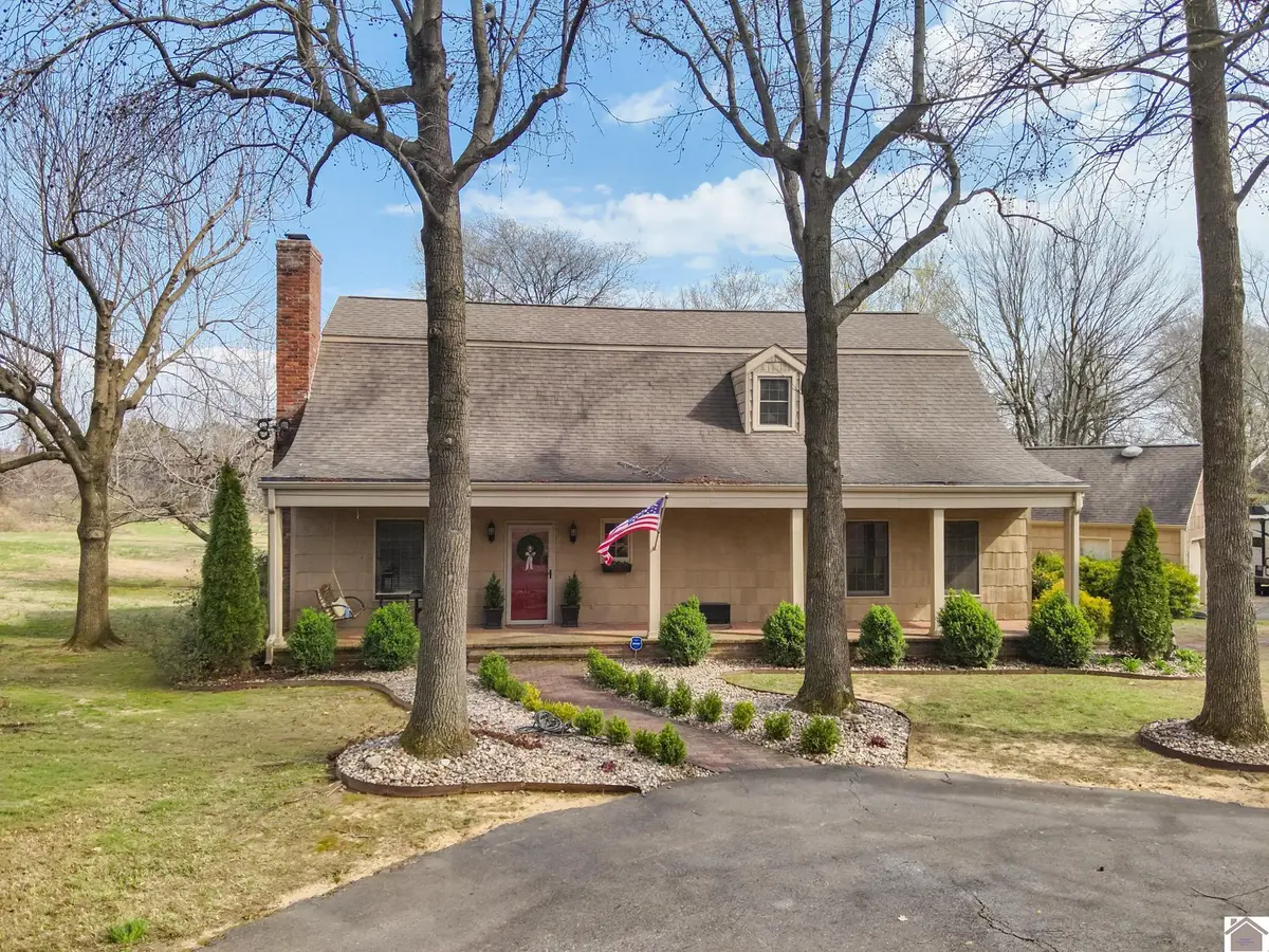 2074 Natchez Ln, Paducah, KY 42001 - #1