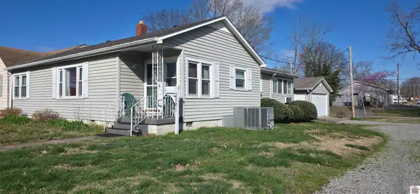 2001 Washington St, Paducah, KY 42003