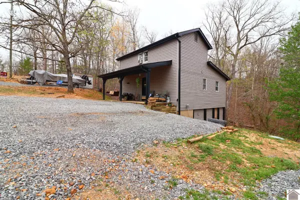 43 Barnacle Dr, New Concord, KY 42076