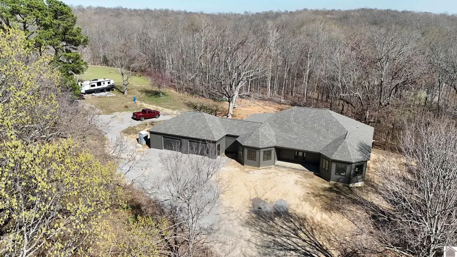 2169 Chestnut Oak Road, Kuttawa, KY 42055 - #2