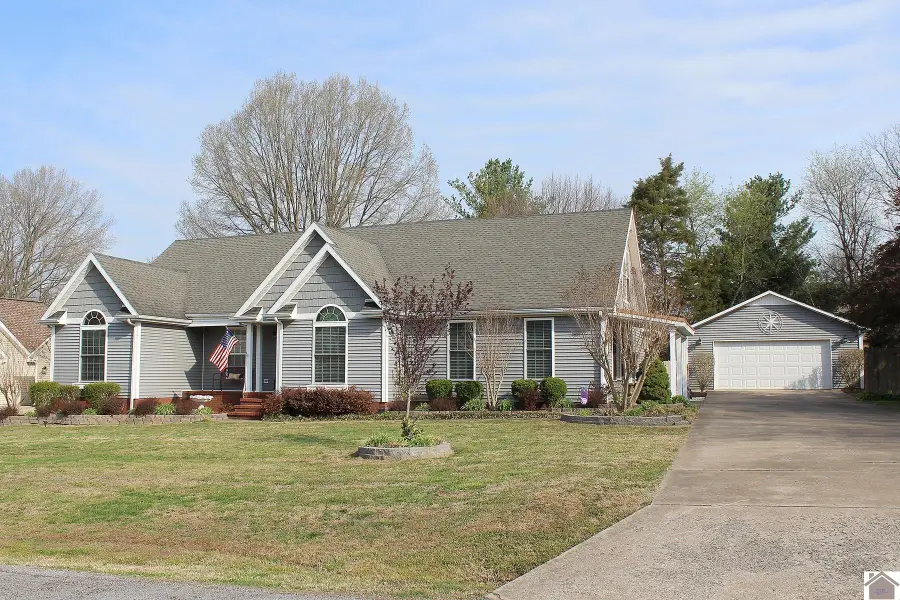 2208 Carol Drive, Murray, KY 42071 - #3
