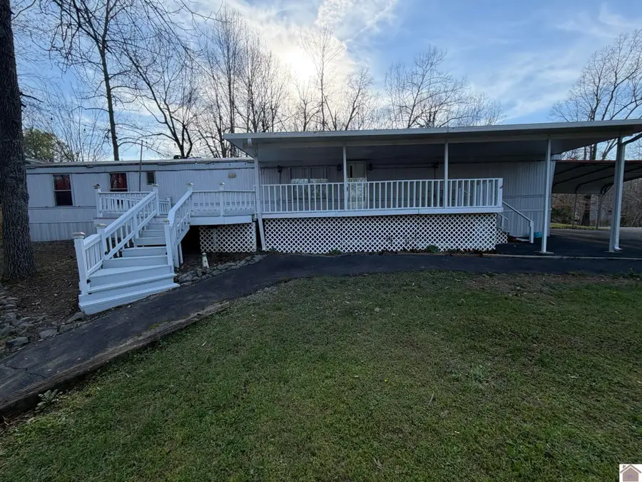 706 Justin Lane, Gilbertsville, KY 42044 - #3