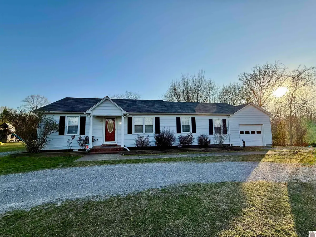 7427 E State Route 1529, Water Valley, KY 42085 - #1