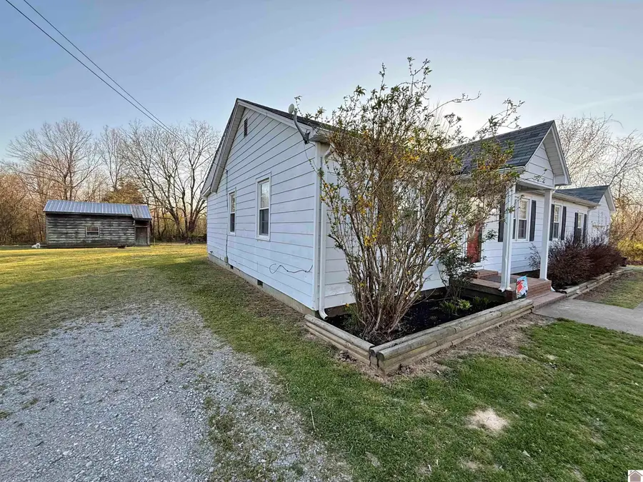 7427 E State Route 1529, Water Valley, KY 42085 - #3