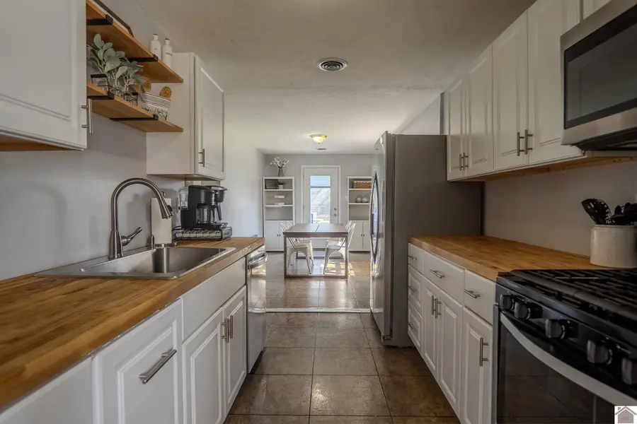 2830 Alabama St, Paducah, KY 42003 - #2