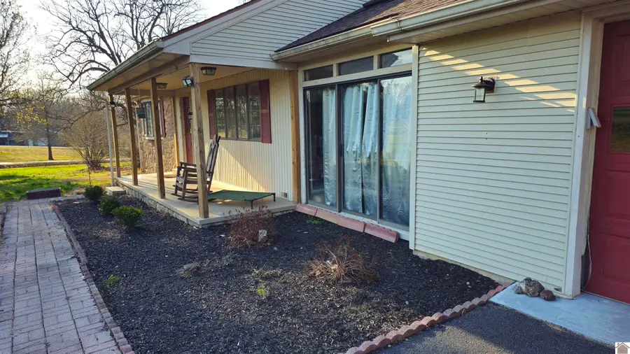 4678 W Us Highway 68, Benton, KY 42025 - #2