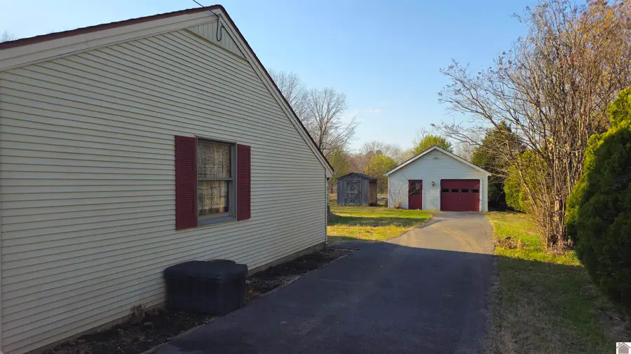 4678 W Us Highway 68, Benton, KY 42025 - #3