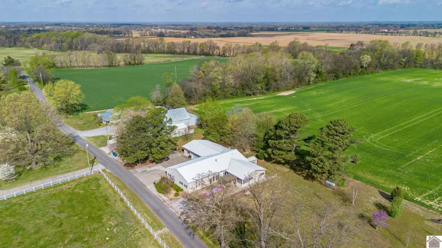 376 K C Dunn Road, Barlow, KY 42024 - #3