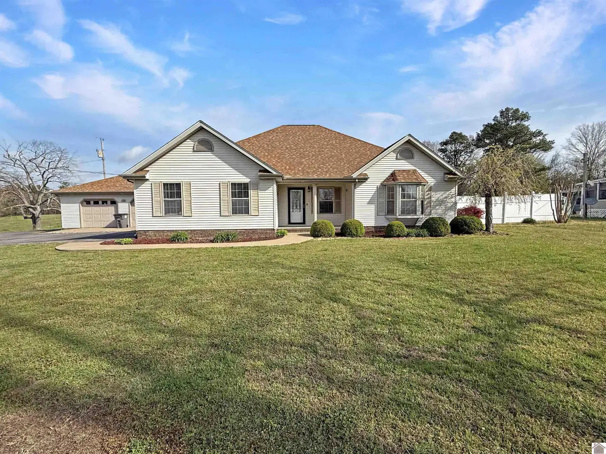 150 Wrather Rd, Murray, KY 42071 - #1