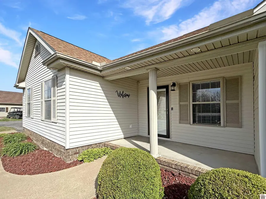 150 Wrather Rd, Murray, KY 42071 - #3
