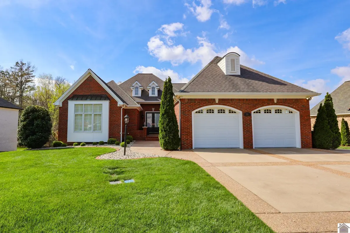 225 Forest Ridge Cv, Paducah, KY 42003 - #1