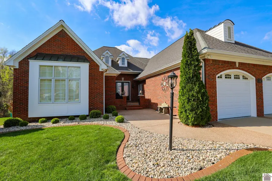 225 Forest Ridge Cv, Paducah, KY 42003 - #2