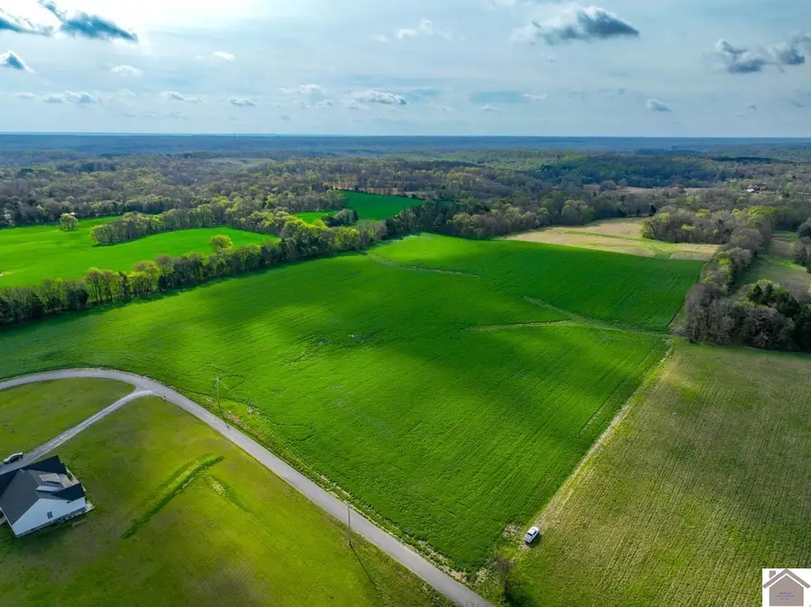 000 Cherry Corner Rd, Murray, KY 42071 - #3