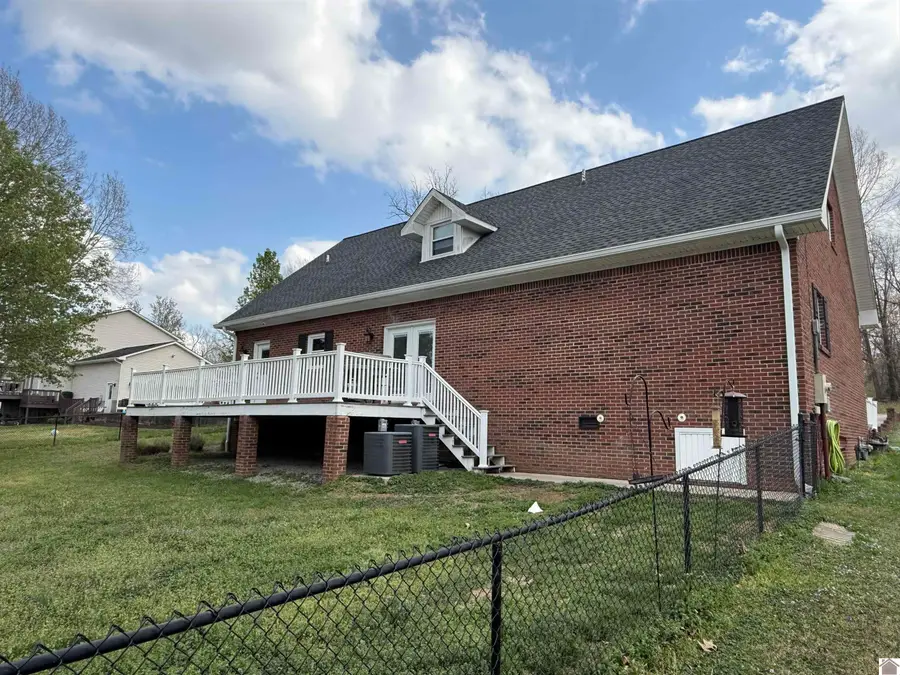 188 Princess Jennifer Drive, Calvert City, KY 42029 - #3