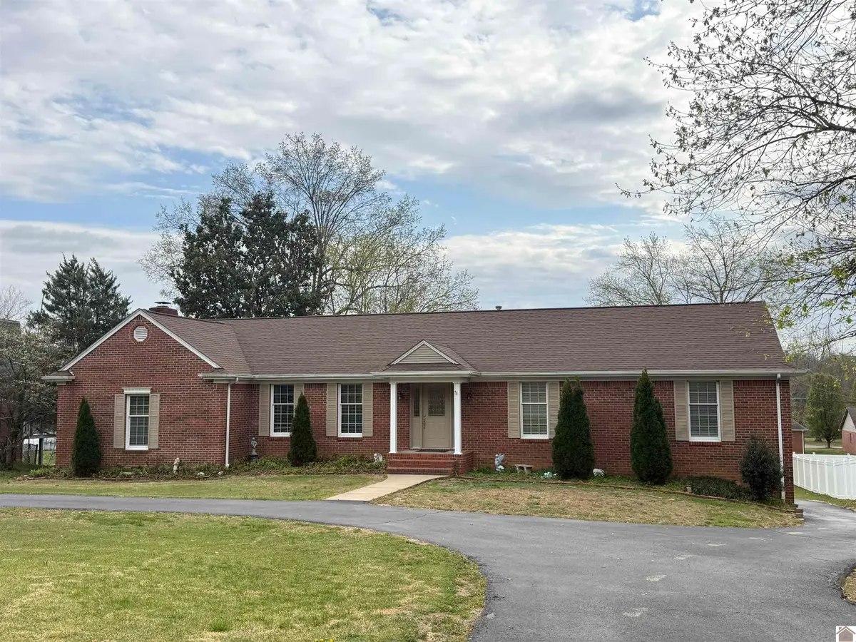 4250 Pecan Drive, Paducah, KY 42001 - #1