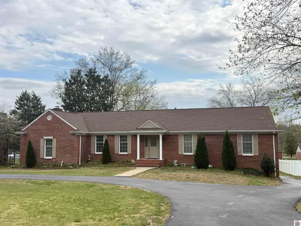 4250 Pecan Drive, Paducah, KY 42001