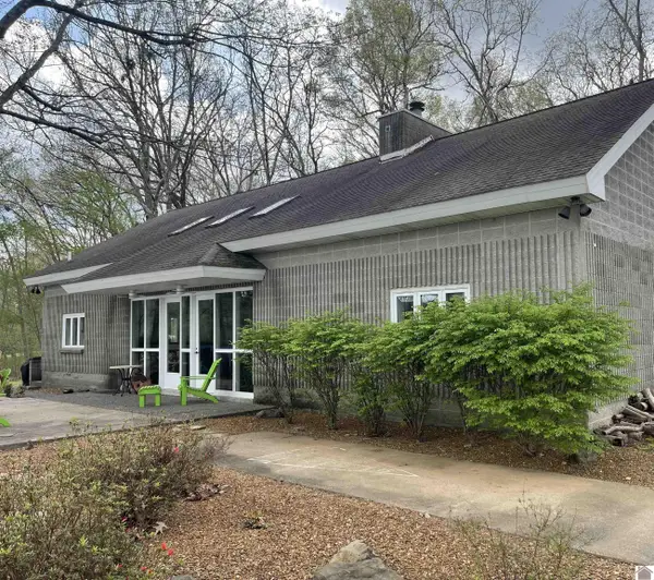 4897 Beal Rd., Benton, KY 42025