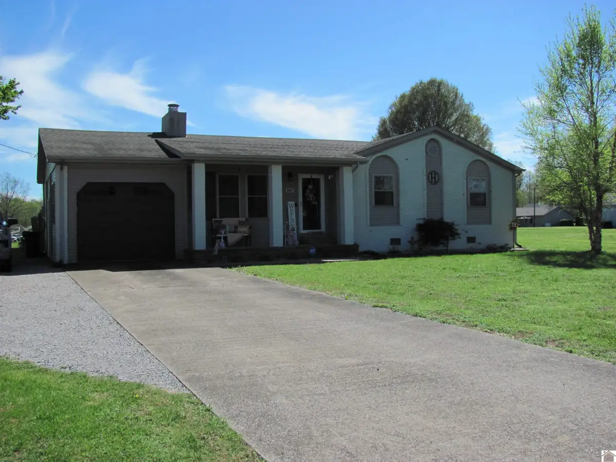 257 W Slaughter, Mayfield, KY 42066 - #1