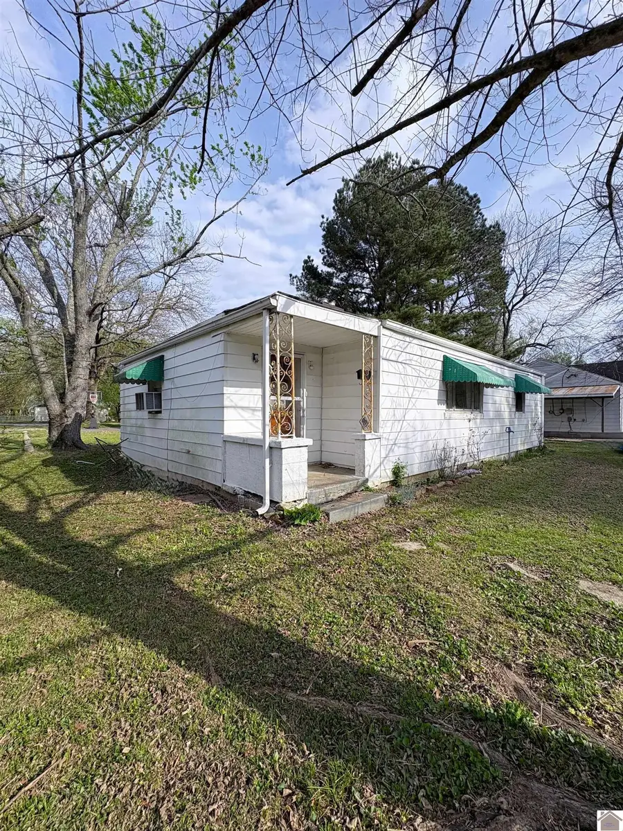 601 Broad St., Murray, KY 42071 - #2