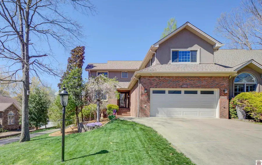 237 Lake Pointe Drive, Paducah, KY 42003 - #2