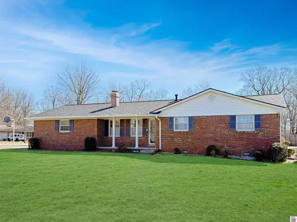 6815 Greenfield Drive, Paducah, KY 42025