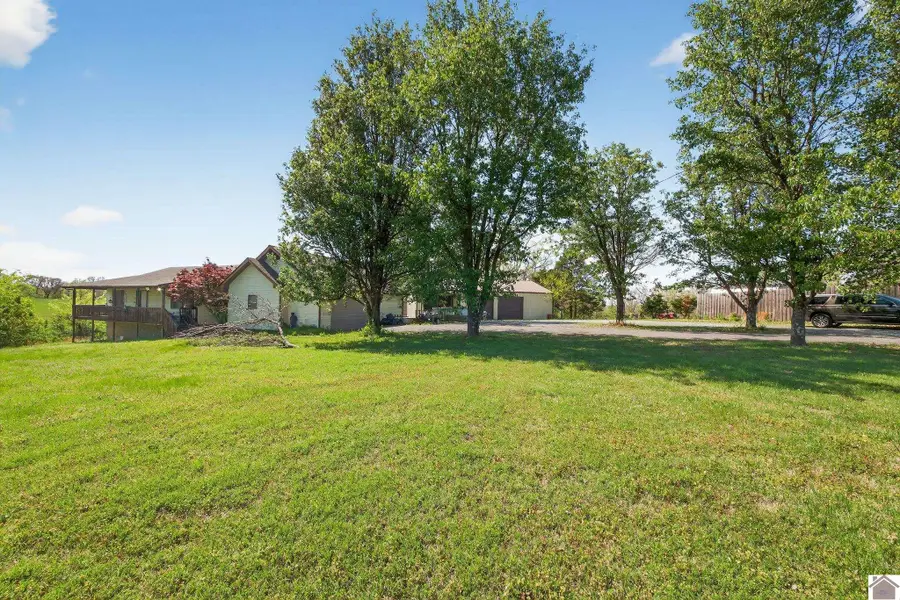883 Litttle Bear Highway, Gilbertsville, KY 42044 - #3