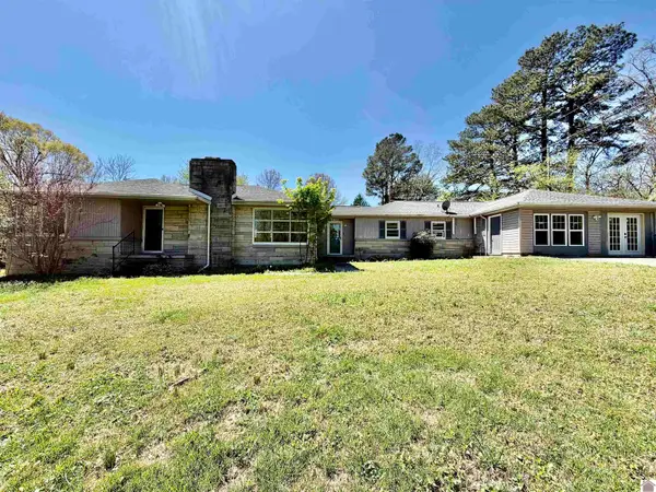 4137 Minnich, Paducah, KY 42001