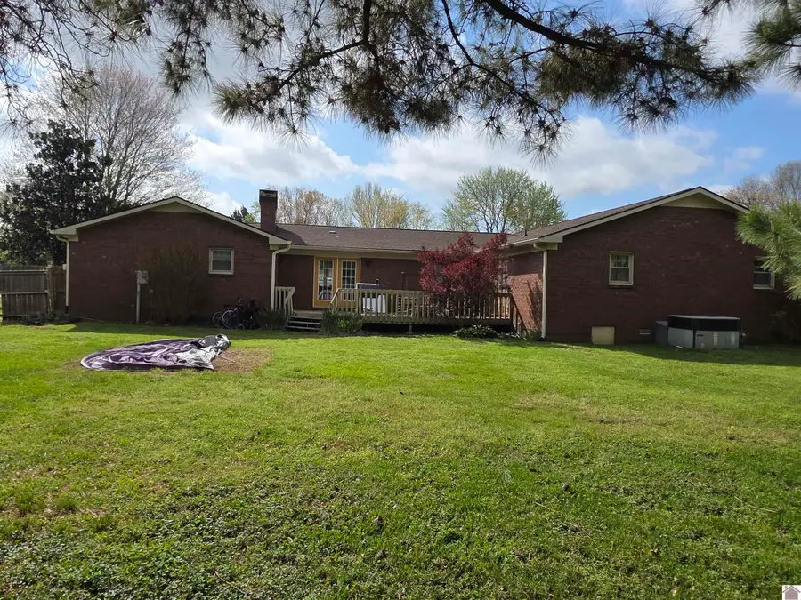 2212 Quail Creek, Murray, KY 42071 - #2