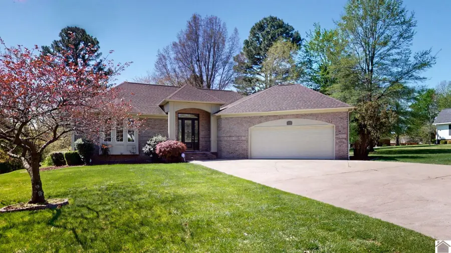 1220 Masters Dr, Mayfield, KY 42066 - #2