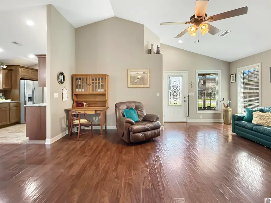 6 Tumbler Dr, Murray, KY 42071 - #3