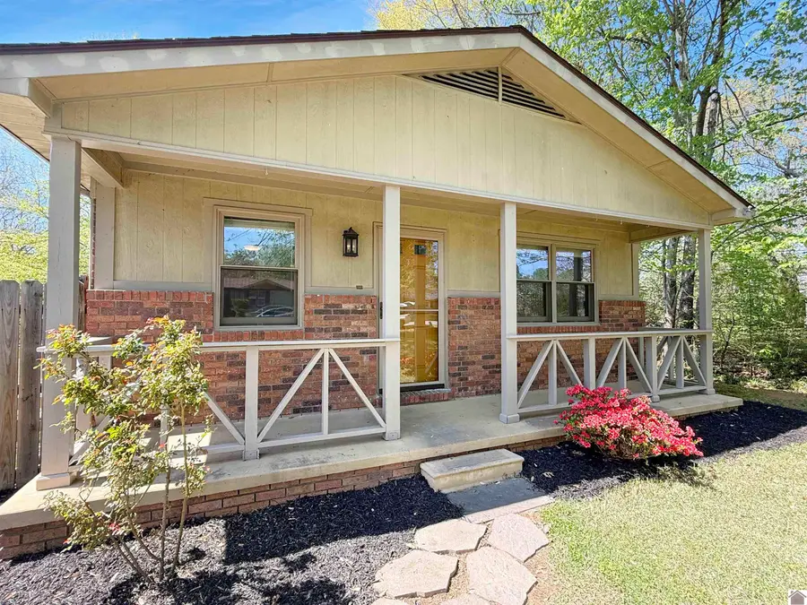 1505 B Clayshire, Murray, KY 42071 - #2