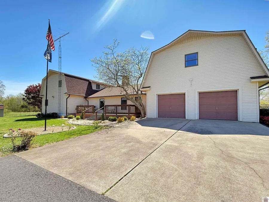 714 Mcdougal, Murray, KY 42071 - #3