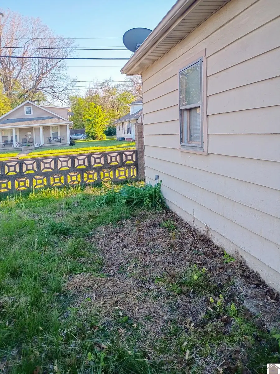 1332 North 13th Street, Paducah, KY 42001 - #3