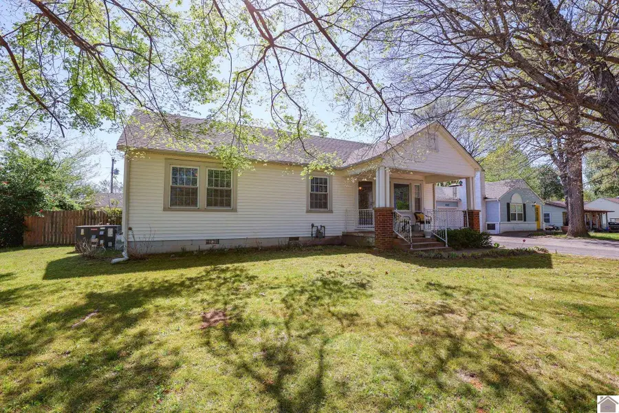 641 Elder St, Calvert City, KY 42029 - #2