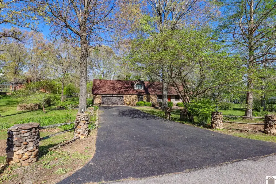 770 Juniper St., Calvert City, KY 42029 - #3