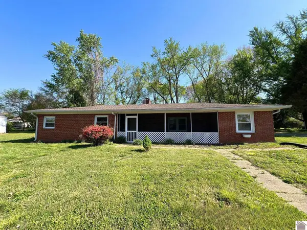 110 W Pierson St, Fredonia, KY 42411